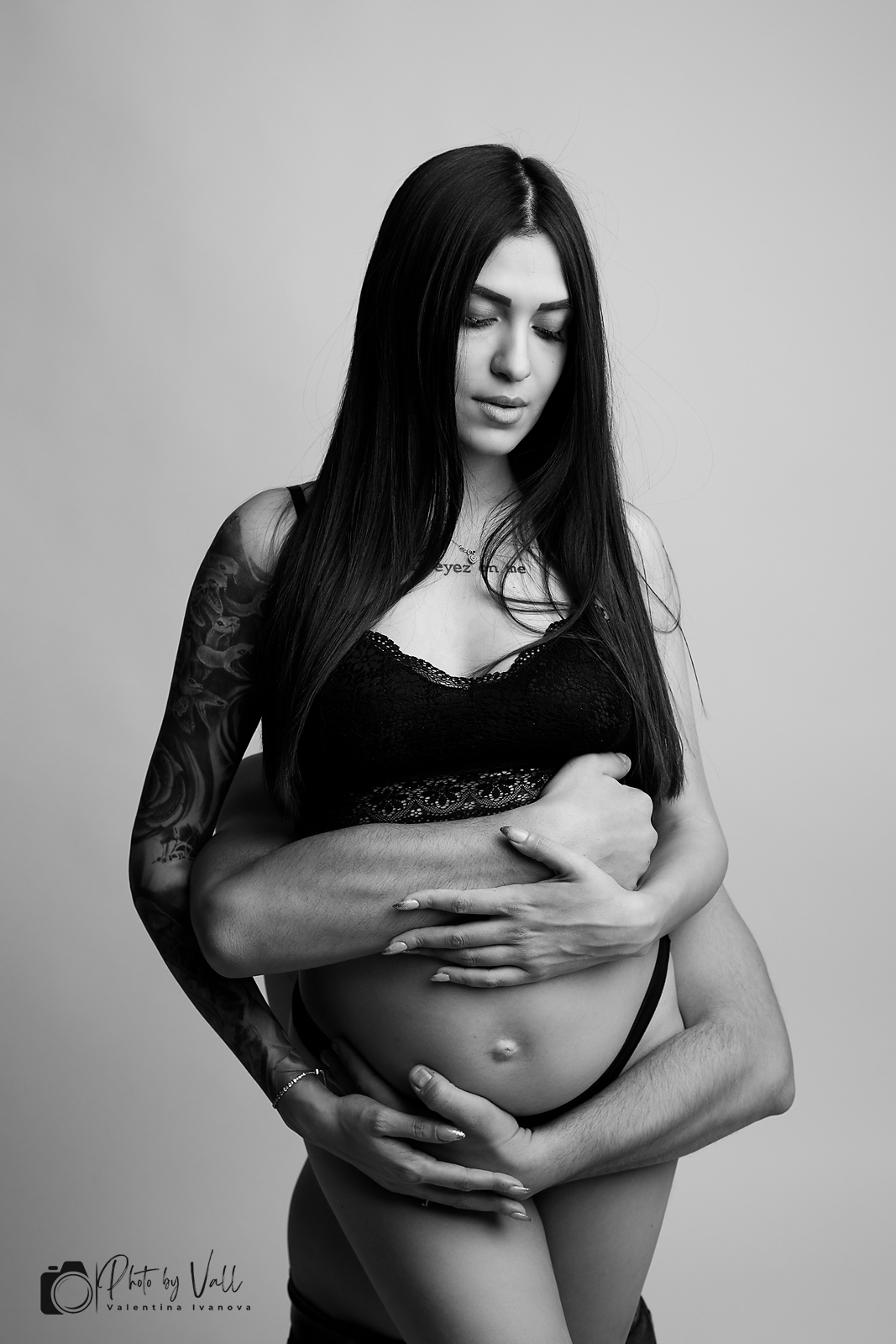 фотосесия-бременни-maternity-photoshoot-pregnancy-photography-blackandwhite